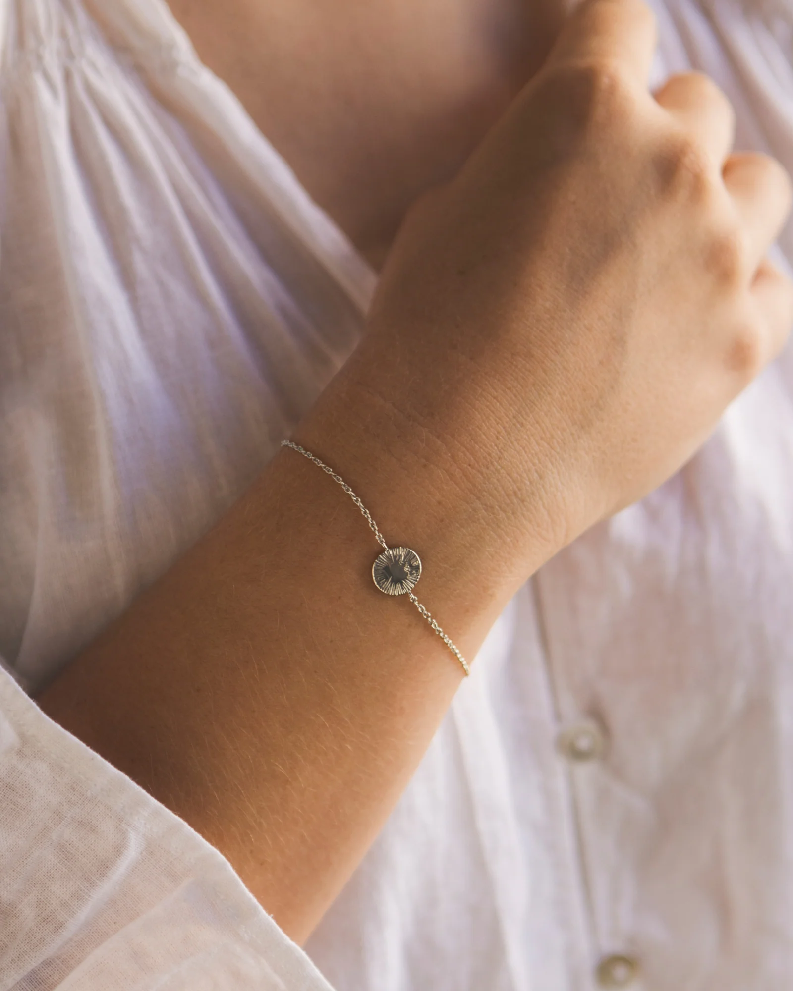 Bougie bijou La Surprenante - bracelet argenté - Image 4