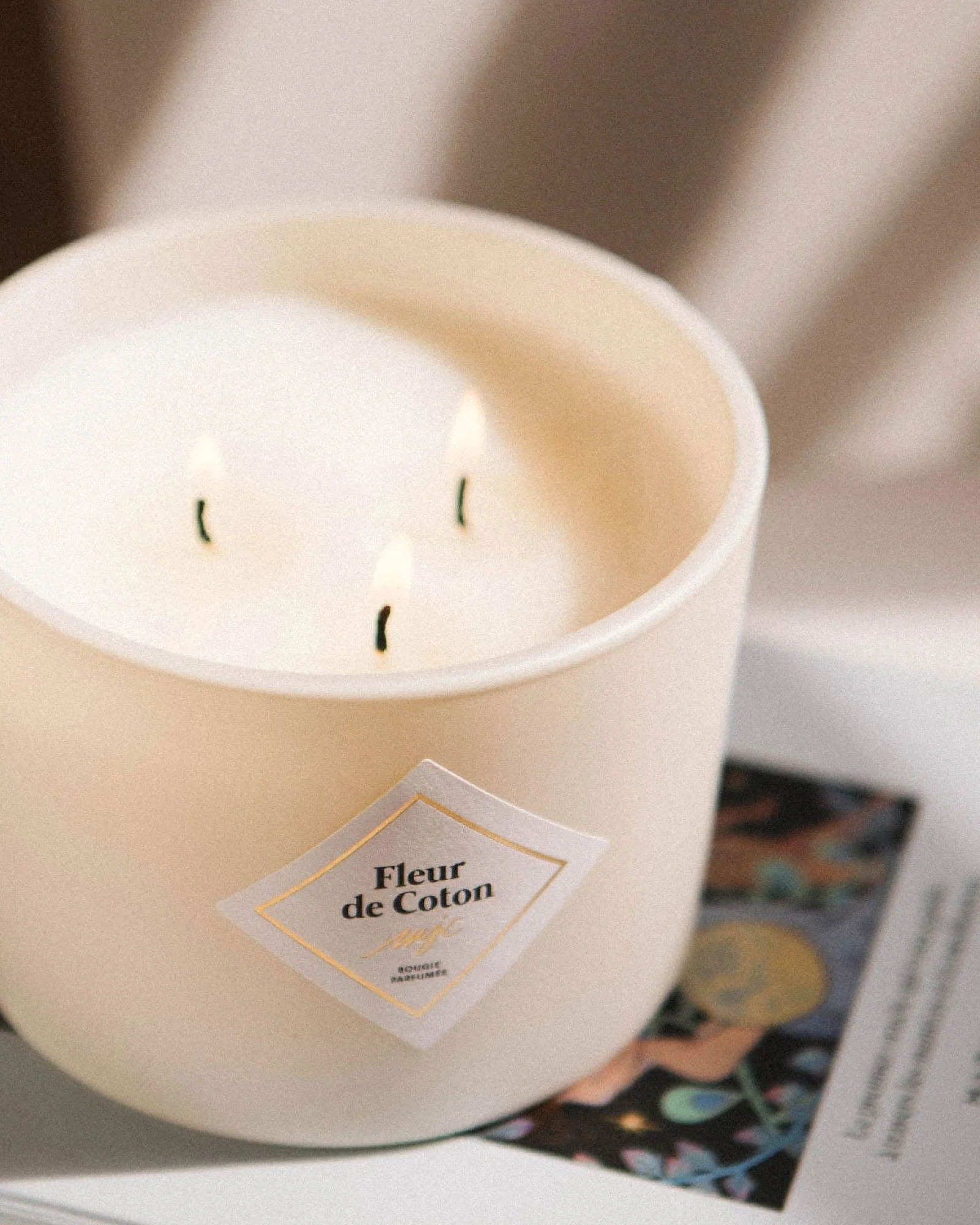 Grande bougie Fleur de Coton - Image 3